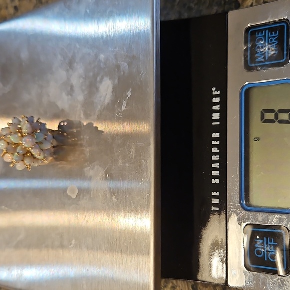 Vintage 14k Opal Flower Cluster Ring - Picture 9 of 9